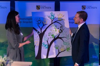 Staatsregierung im Gespräch Staatsregierung im Gespräch